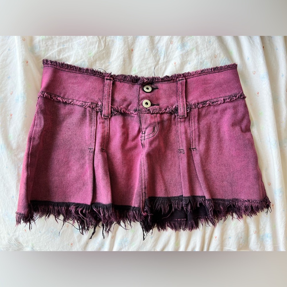 I am Gia mini skirt size small